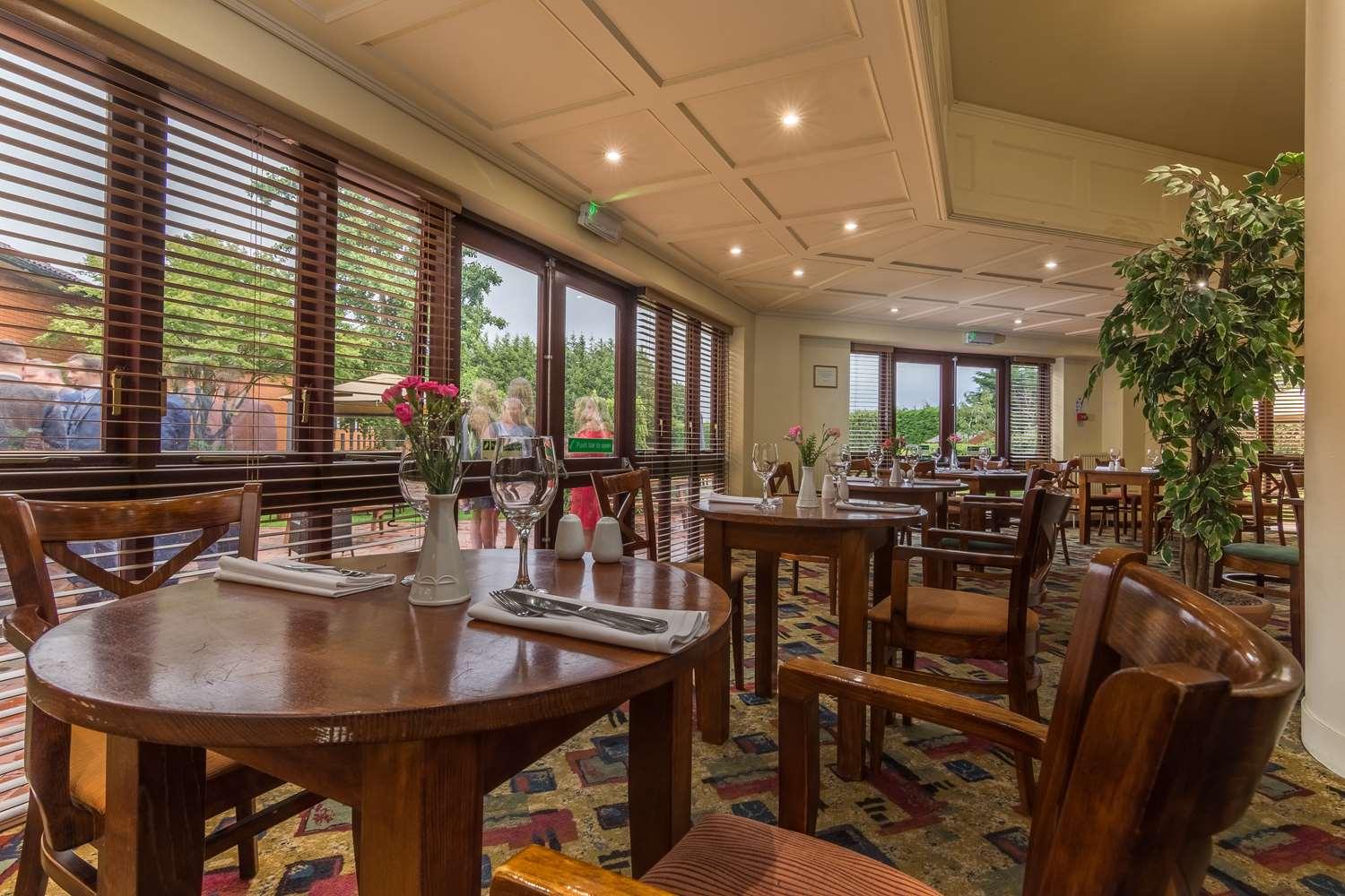 Best Western Rockingham Forest Hotel Corby Exterior foto